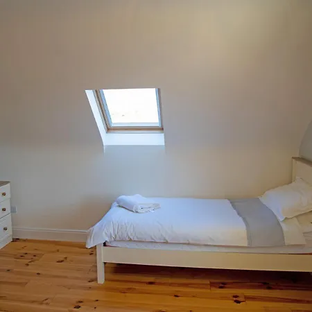 Malachys Rest By Trident Homes 펜션 *